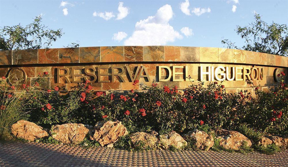 Apartamentos Reserva Del Higueron Deluxe & Spa 贝纳尔马德纳 外观 照片